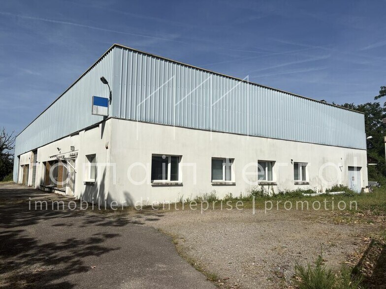 Flex in Limoges for sale - Building Photo - Image 1 of 10