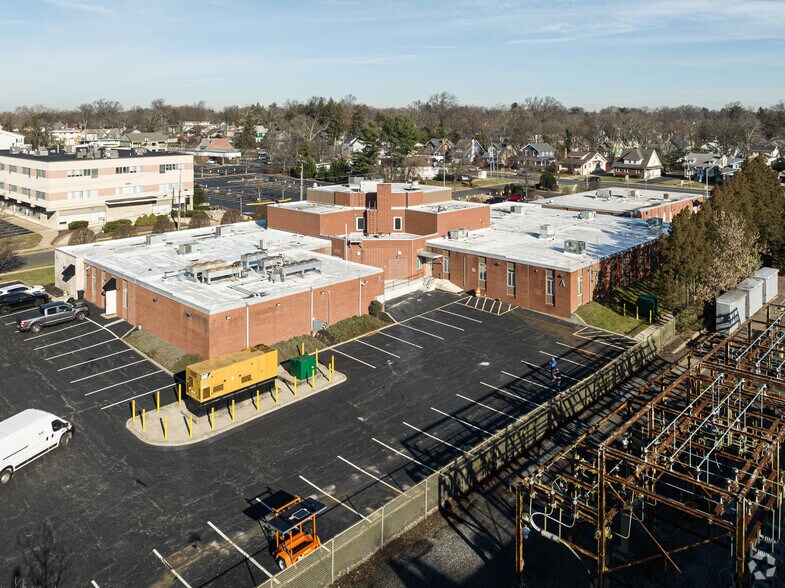 500 Grove St, Haddon Heights, NJ à louer - Photo du bâtiment - Image 2 de 14