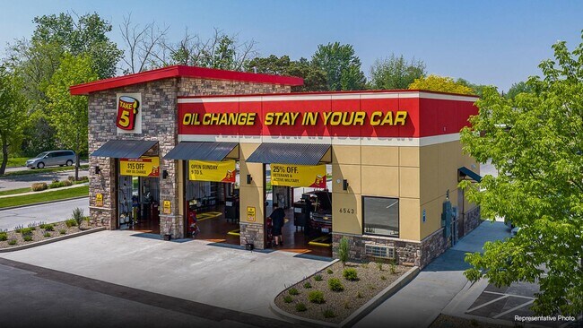 Plus de détails pour 1975 Main St, Suffolk, VA - Commerce de détail à vendre