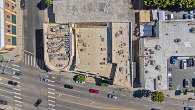 11500-11518 Santa Monica Blvd, Los Angeles, CA à louer Aérien- Image 2 de 3