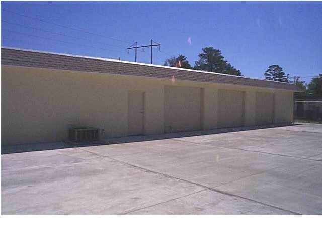 733 Edge St, Fort Walton Beach, FL for lease Primary Photo- Image 1 of 12