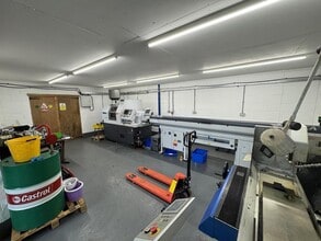 19-27 Bluebridge Industrial Estate, Halstead for lease Interior Photo- Image 2 of 10
