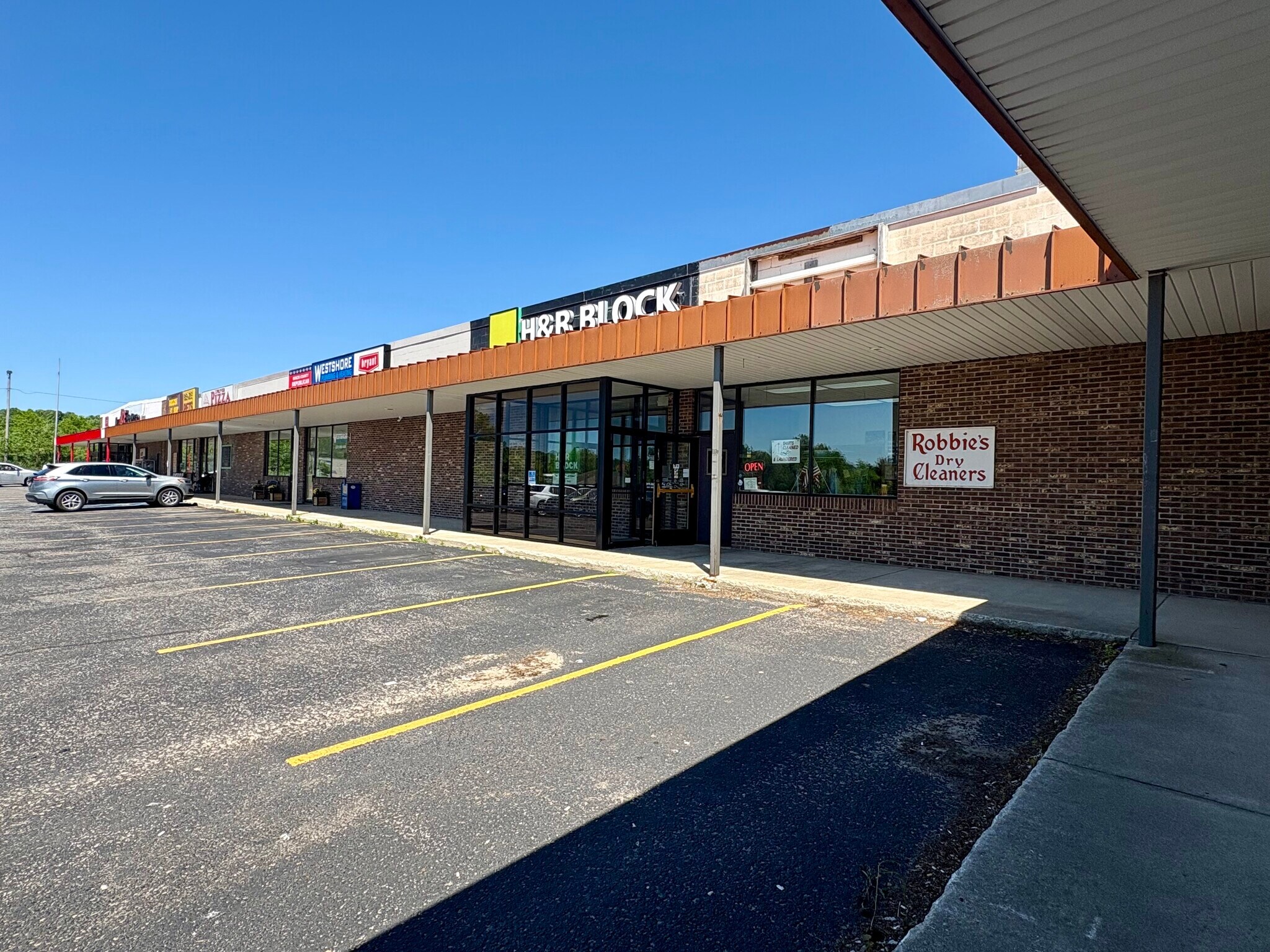 1681 Benzie Hwy, Benzonia, MI for sale Building Photo- Image 1 of 22