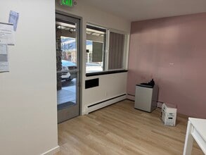 2074 Lake Tahoe Blvd, South Lake Tahoe, CA for lease Interior Photo- Image 2 of 12