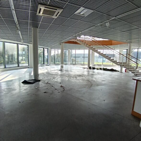 Flex in Plougoumelen for sale - Interior Photo - Image 3 of 4