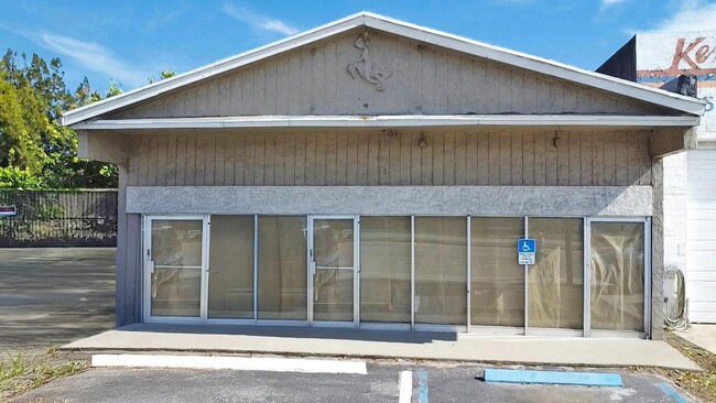 More details for 200 W Prospect Rd, Oakland Park, FL - Retail for Sale