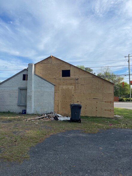 1488 Remount Rd, North Charleston, SC for sale - Building Photo - Image 2 of 9