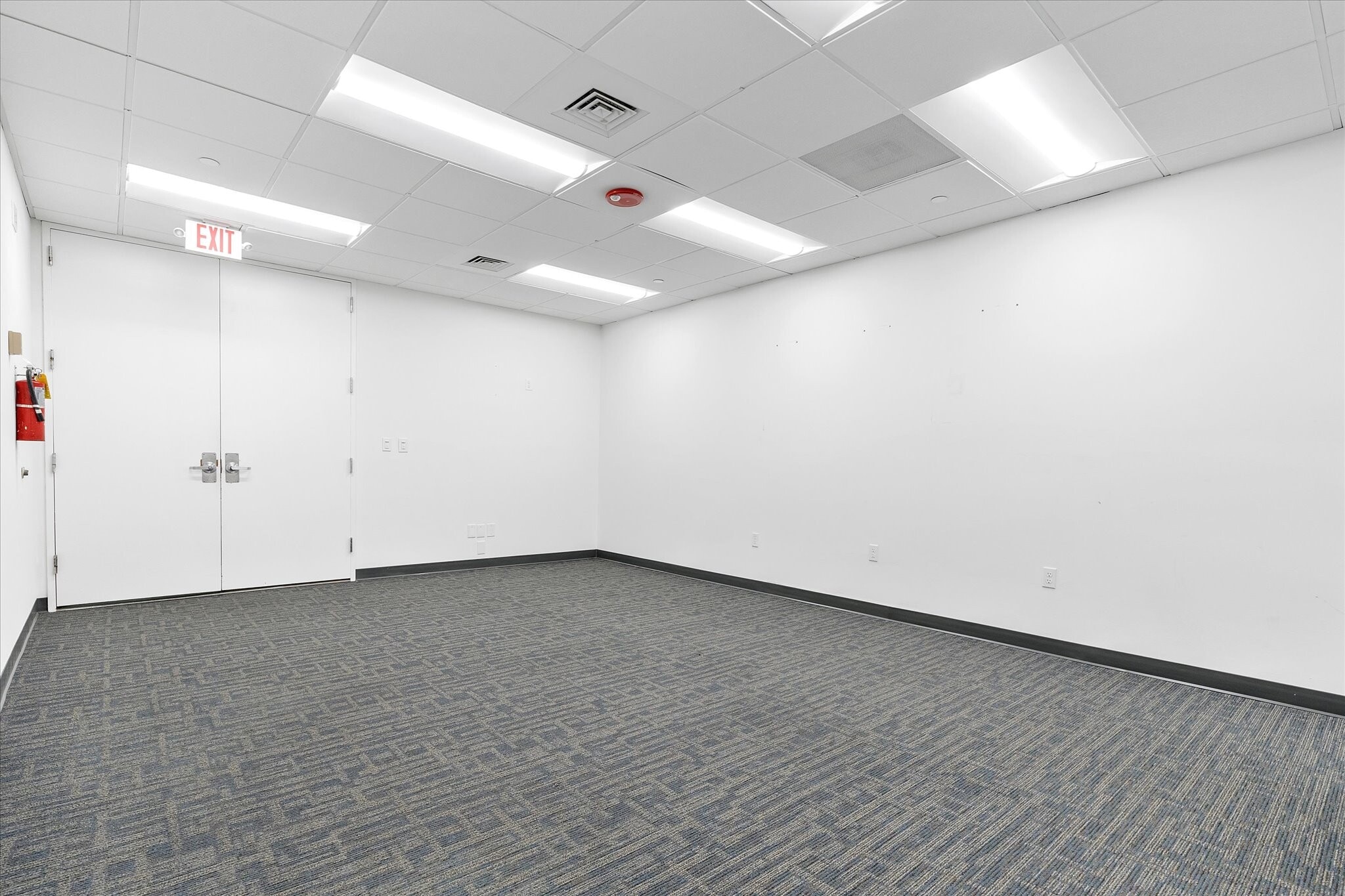 12000 Biscayne Blvd, Miami, FL for lease Interior Photo- Image 1 of 15