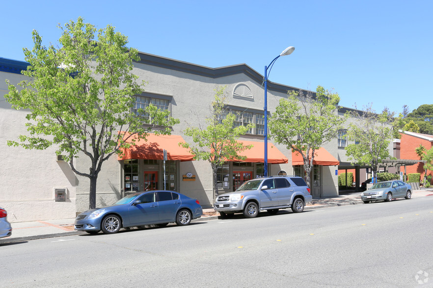 1001-1021 1st St, Benicia, CA à vendre - Photo du bâtiment - Image 1 de 1