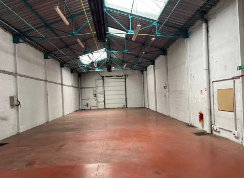 Bureau dans Lyon à louer - Photo du bâtiment - Image 2 de 14