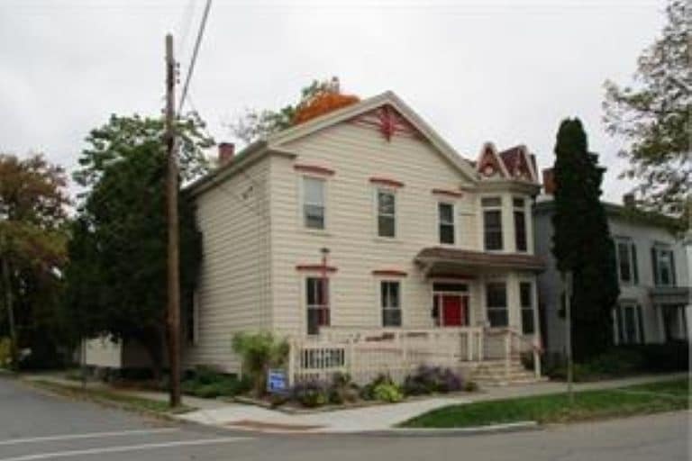 124 E Court St, Ithaca, NY for sale Primary Photo- Image 1 of 4