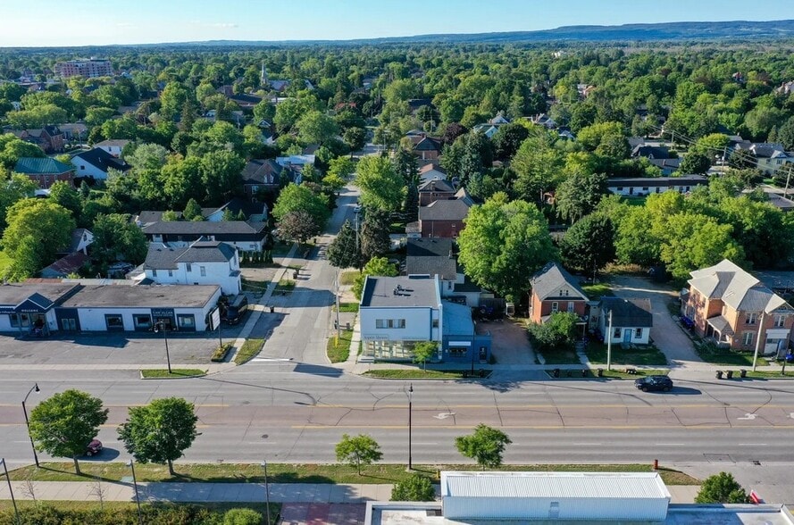 160 First St, Collingwood, ON for sale - Building Photo - Image 2 of 13