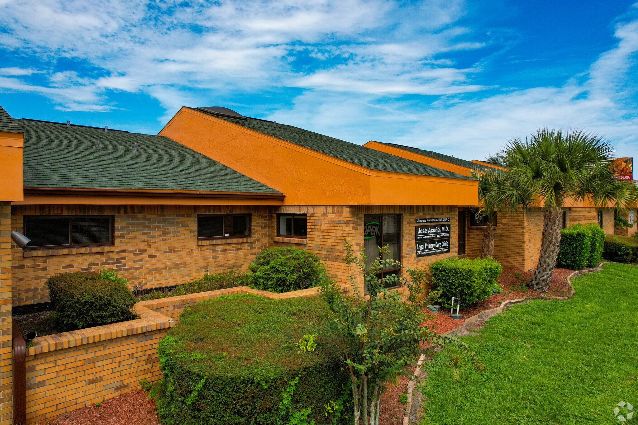 1500 Lakeland Hills Blvd, Lakeland, FL for lease Building Photo- Image 1 of 9