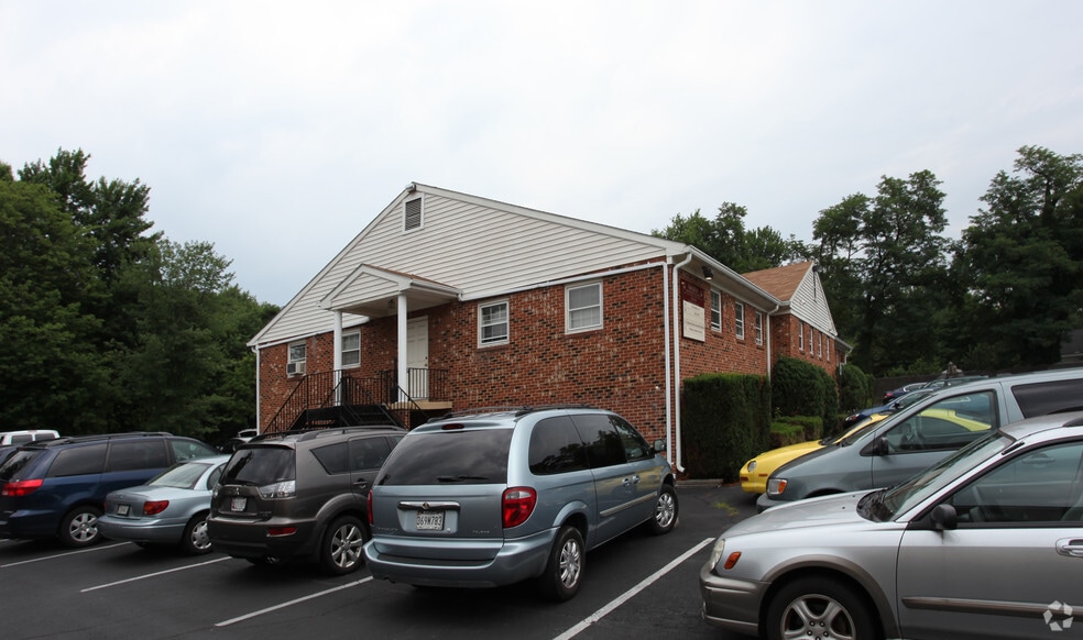 13-15 E Deer Park Dr, Gaithersburg, MD à vendre - Photo du bâtiment - Image 3 de 5