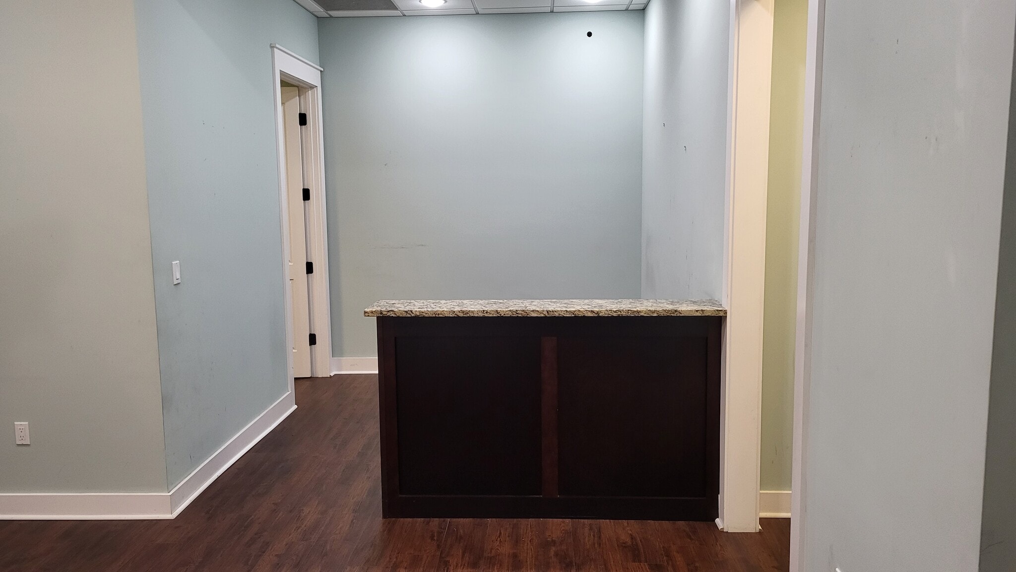 4458 Legendary Dr, Destin, FL for sale Interior Photo- Image 1 of 27