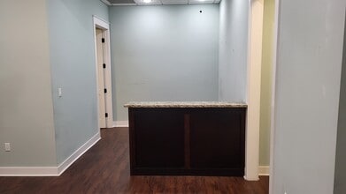 4458 Legendary Dr, Destin, FL for sale Interior Photo- Image 1 of 27