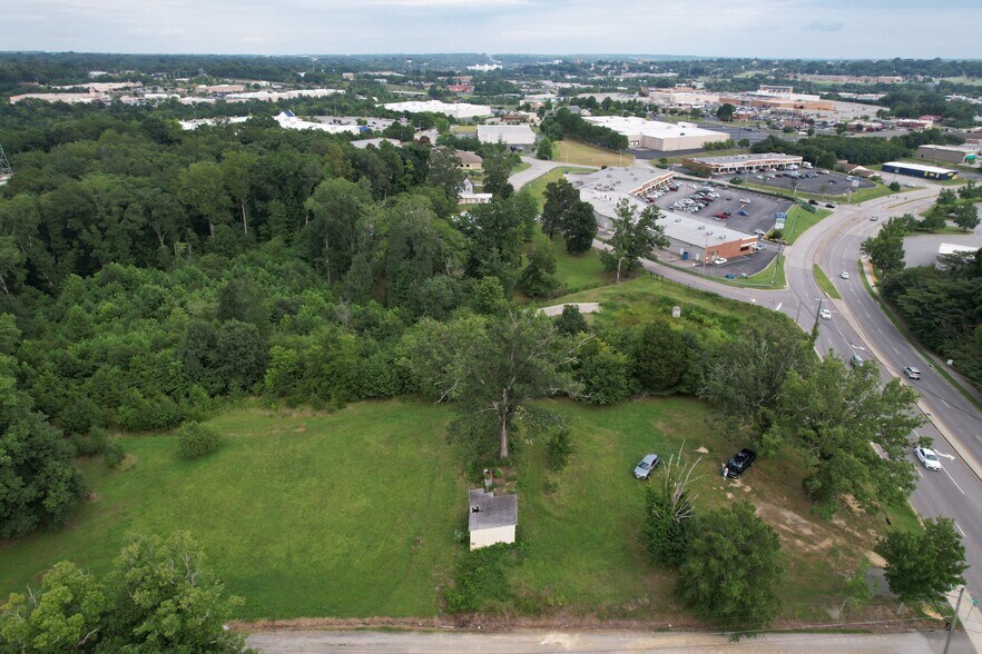 612 Mount Cross Rd, Danville, VA à vendre - Photo du bâtiment - Image 3 de 25