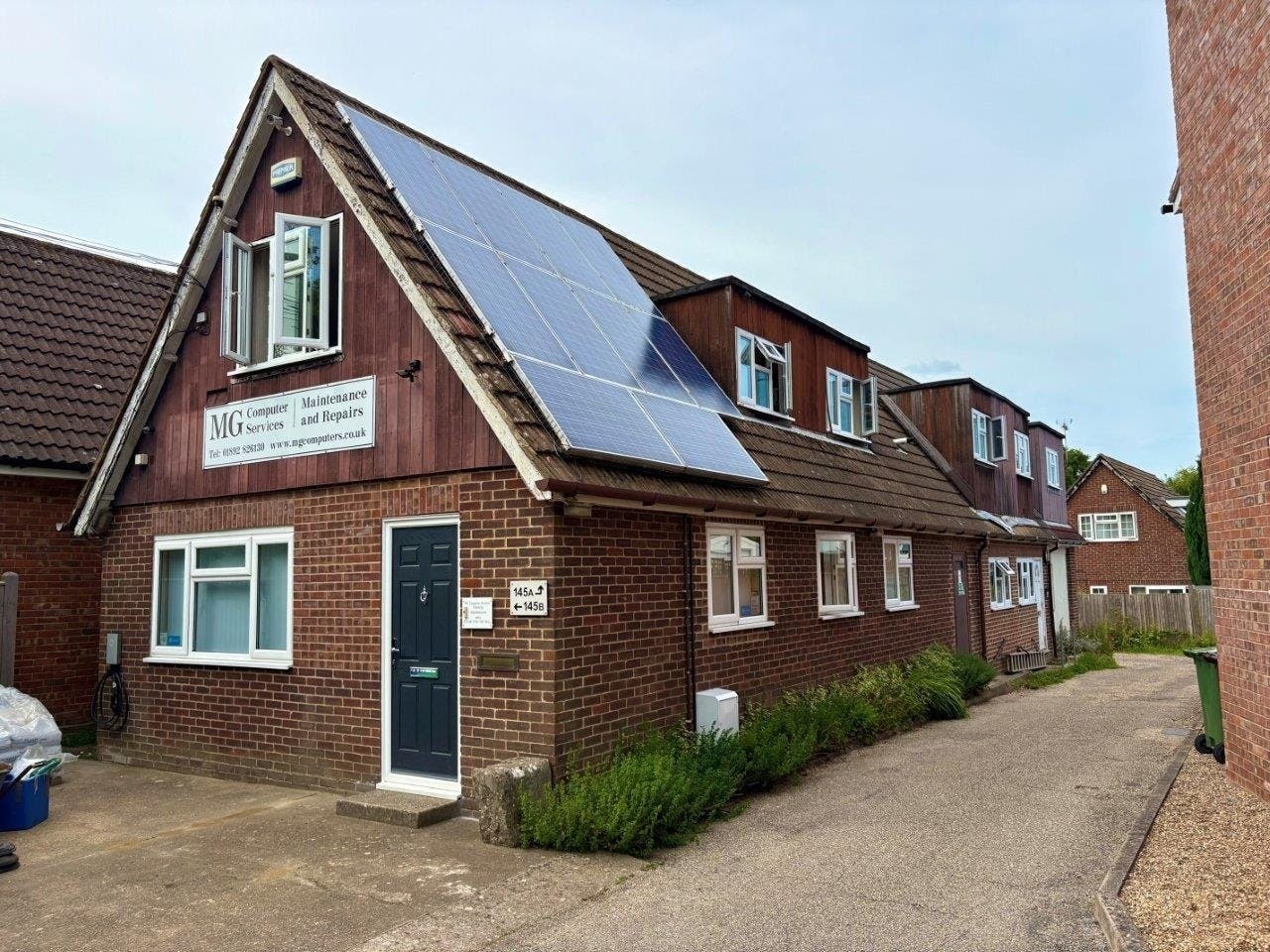 145A-145B Hastings Rd, Pembury for lease Primary Photo- Image 1 of 2