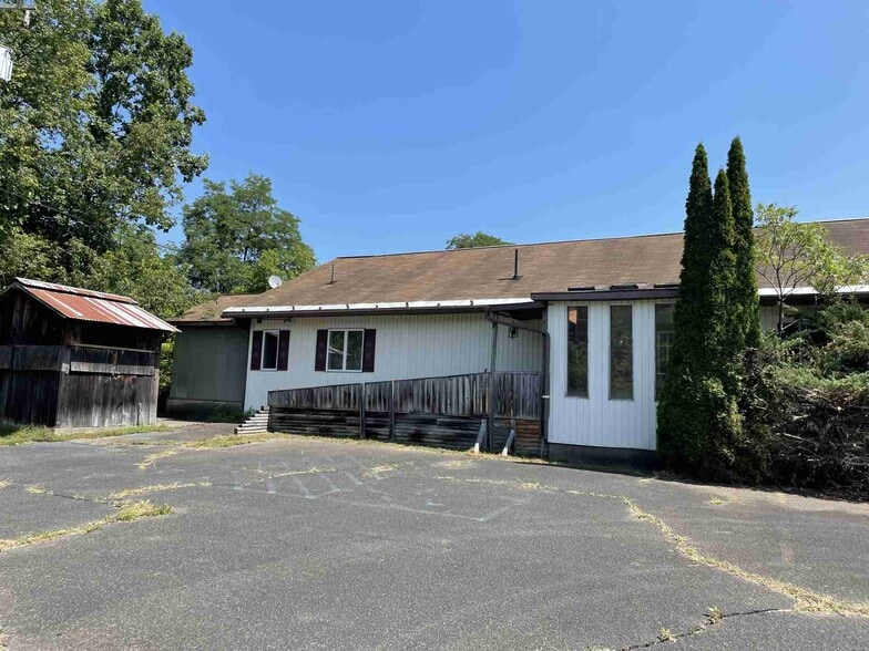 6558 New York 12, Norwich, NY for sale - Building Photo - Image 2 of 28