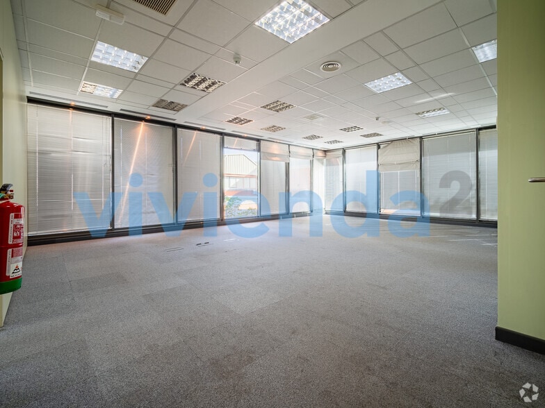 Office in Madrid, Madrid for sale - Interior Photo - Image 1 of 1