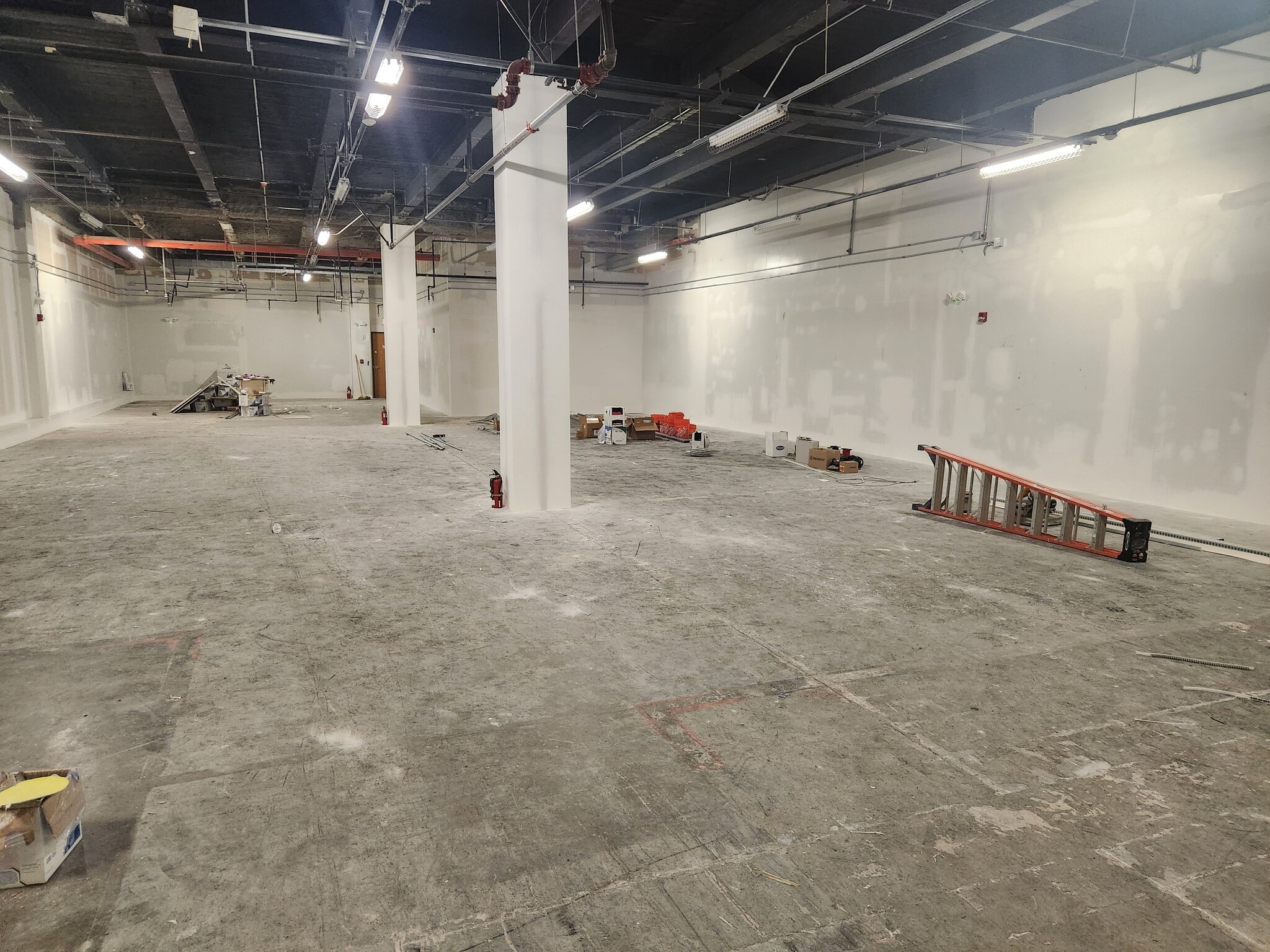 550 Paiea St, Honolulu, HI for lease Interior Photo- Image 1 of 3