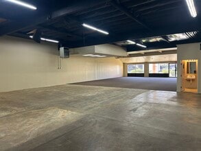 3450 Airway Dr, Santa Rosa, CA à louer Photo intérieure- Image 2 de 6