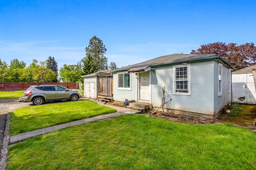 224 Stark St N, Salem, OR à vendre - Photo du bâtiment - Image 2 de 13
