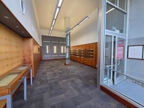 174-188 NE Commercial St, Salem, OR for lease Interior Photo- Image 2 of 18