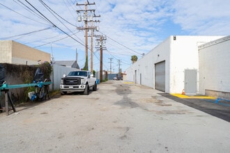 831-869 E Sandhill Ave, Carson, CA for lease Interior Photo- Image 1 of 17