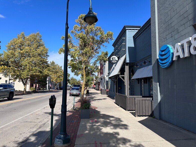 423 S Union St, Traverse City, MI à vendre - Photo du bâtiment - Image 3 de 43