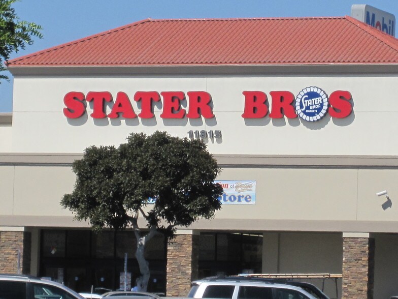 11805-11871 Artesia Blvd, Artesia, CA à louer - Photo du bâtiment - Image 2 de 4