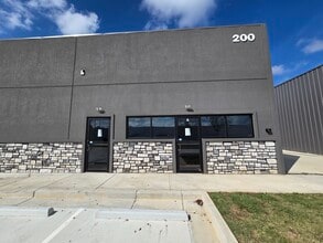 671 S Erwin St, Cartersville, GA à louer Photo intérieure- Image 1 de 19