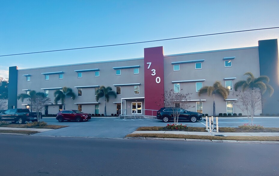 730 S Sterling Ave, Tampa, FL for lease - Building Photo - Image 1 of 1