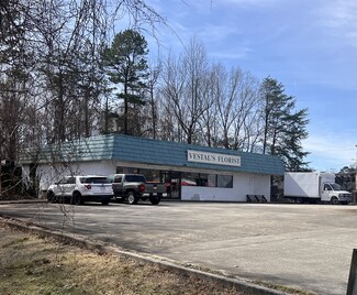 Plus de détails pour 3001 Pinecroft Rd, Greensboro, NC - Vente au détail à vendre