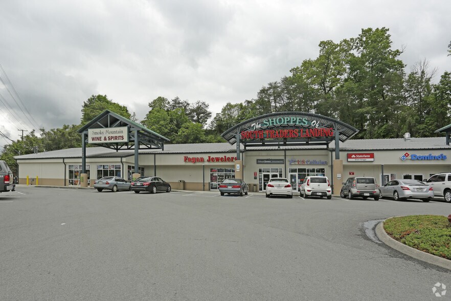 7417-7433 Chapman Hwy, Knoxville, TN for lease - Primary Photo - Image 1 of 12