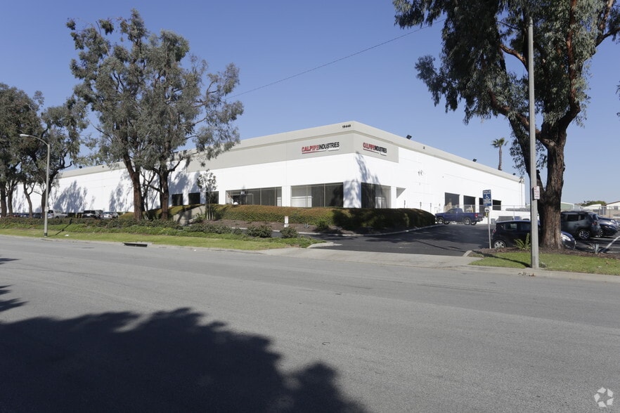 19440 S Dominguez Hills Dr, Rancho Dominguez, CA for lease - Building Photo - Image 2 of 3