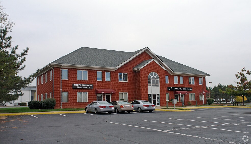 464 Herndon Pky, Herndon, VA à louer - Photo principale - Image 2 de 21