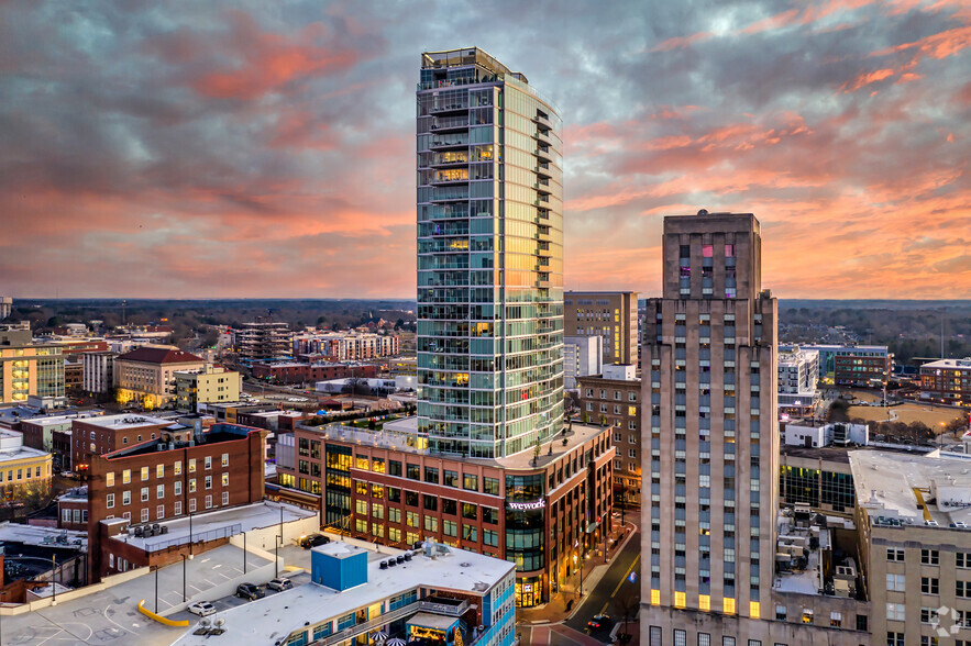 110 N Corcoran St, Durham, NC à louer - Photo du bâtiment - Image 1 de 35