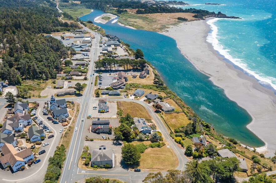39000 Highway 1, Gualala, CA à vendre - Photo du bâtiment - Image 3 de 51