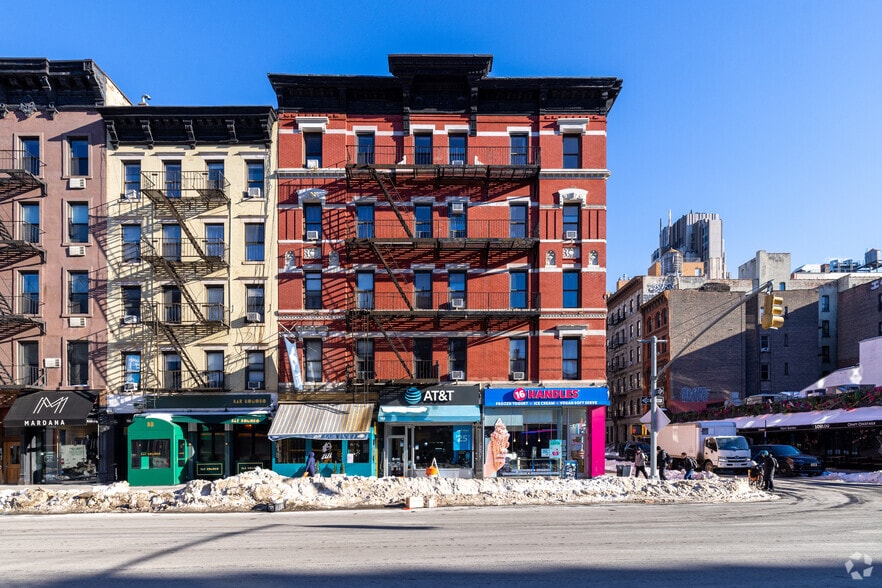 180 8th Ave, New York, NY for lease - Building Photo - Image 3 of 4