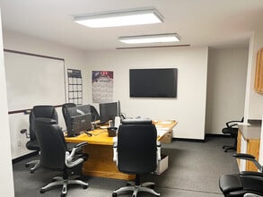 11837 W Fairmont Pky, La Porte, TX for lease Interior Photo- Image 2 of 7