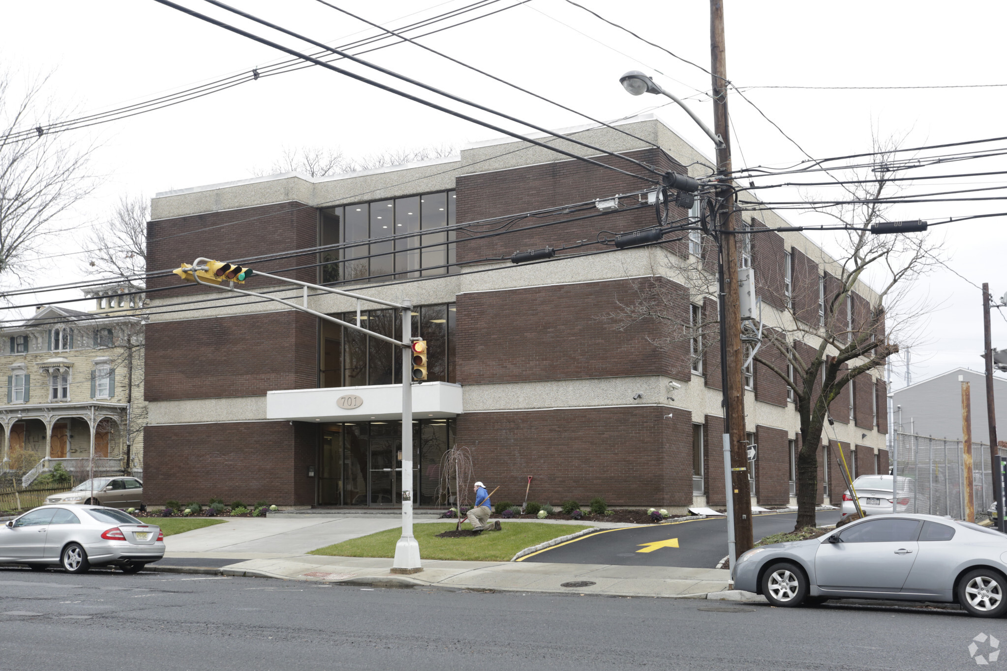 701 Newark Ave, Elizabeth, NJ à vendre Photo du bâtiment- Image 1 de 1