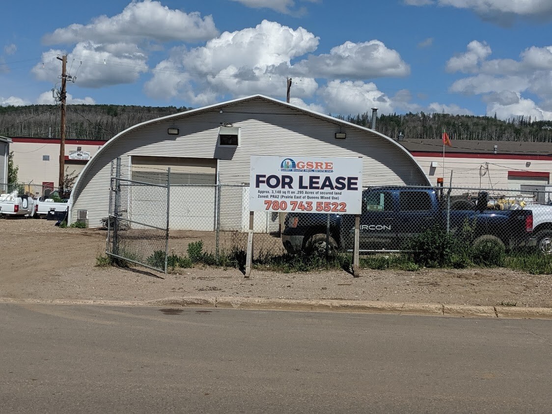 8124 Manning Ave, Fort McMurray, AB à vendre Photo du bâtiment- Image 1 de 1