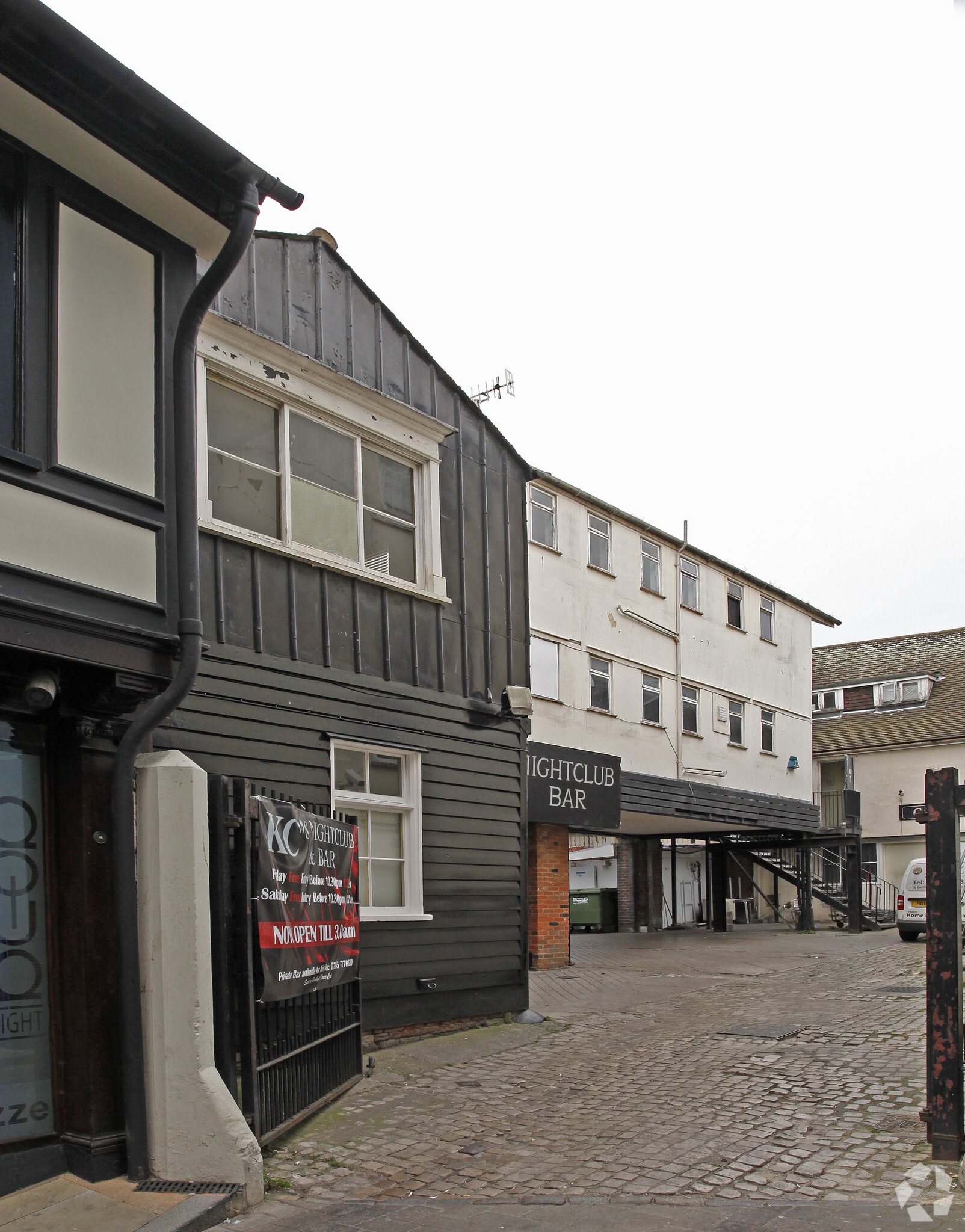 10 Cornhill, Ipswich for sale Primary Photo- Image 1 of 1