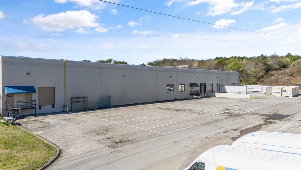 1832 Midpark Rd, Knoxville, TN for lease - Building Photo - Image 3 of 13