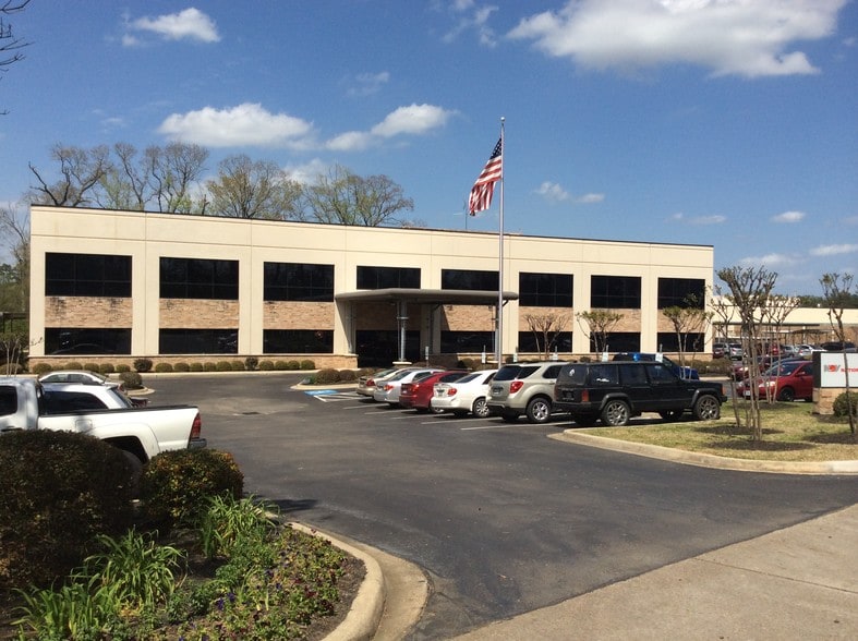 10586 Highway 75 N, Willis, TX for sale - Building Photo - Image 2 of 18