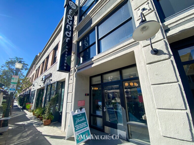 85-91 N Raymond Ave, Pasadena, CA à louer - Photo du bâtiment - Image 3 de 12