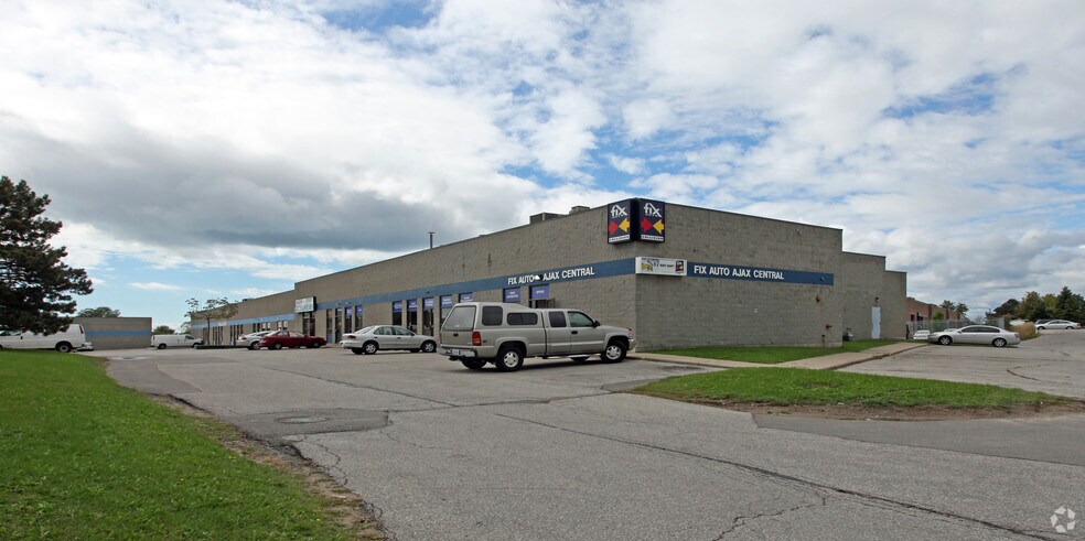 370 Monarch Ave, Ajax, ON for sale - Primary Photo - Image 1 of 1