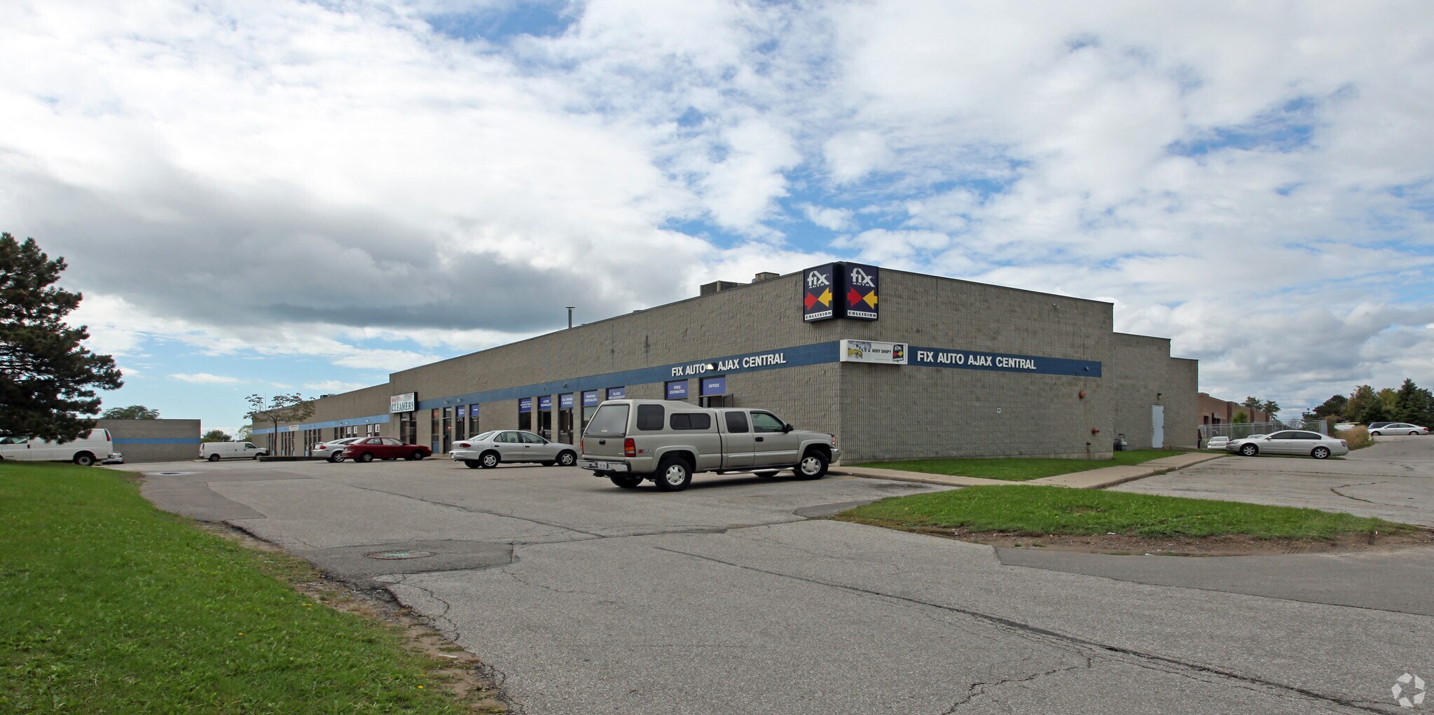 370 Monarch Ave, Ajax, ON à vendre Photo principale- Image 1 de 1