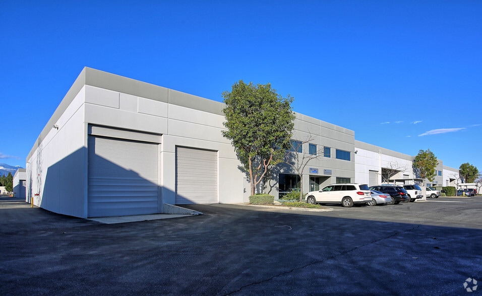 1550 Milliken Ave, Ontario, CA for lease - Building Photo - Image 3 of 38